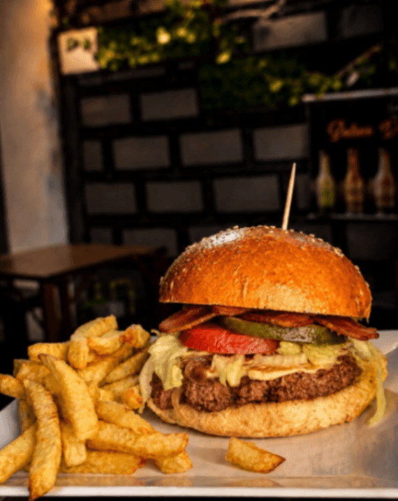CLASSIC BURGER
