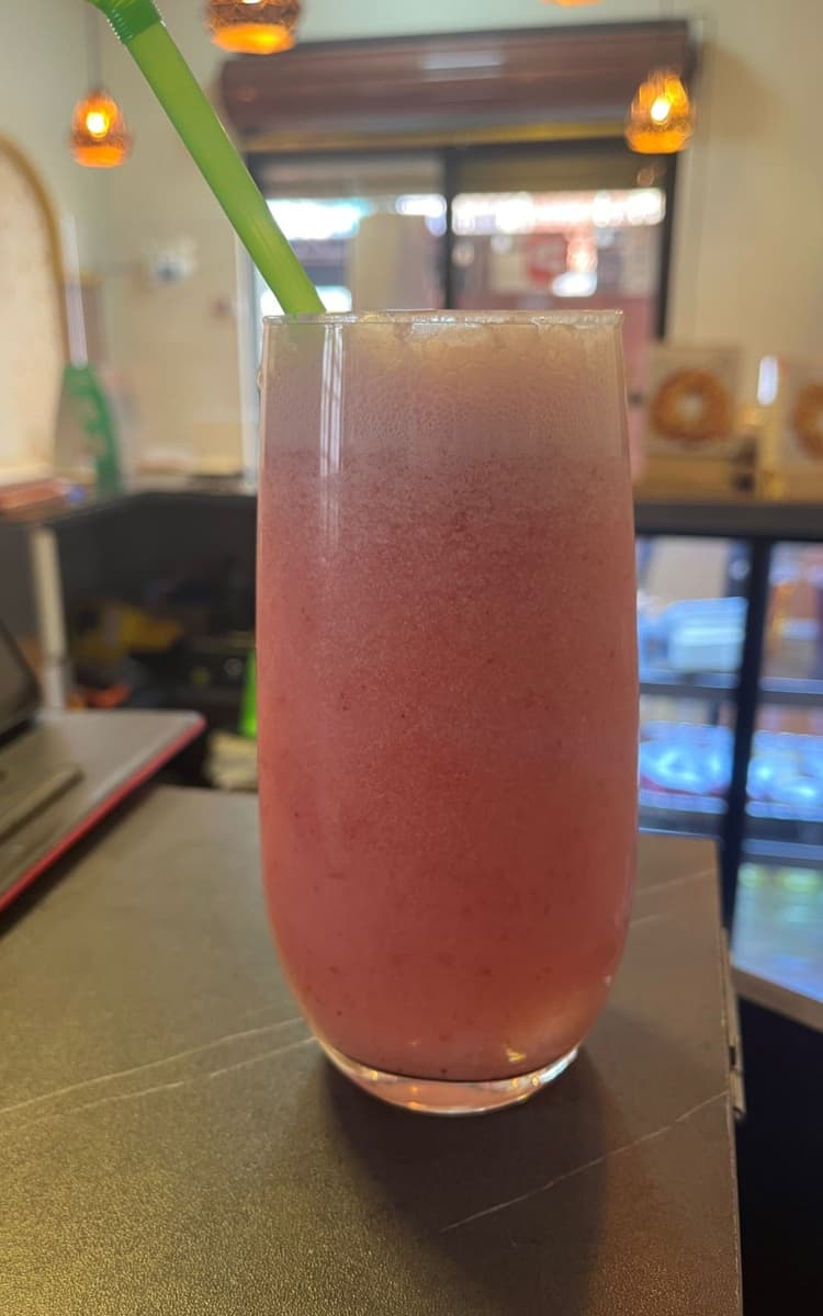 JUGO DE FRUTAS CON AGUA